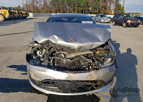 2015 Chrysler 200 S z USA, uszkodzony, nr VIN 1C3CCCBB0FN751720